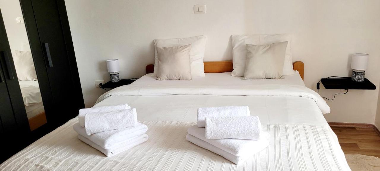 Apartman Rocky Petrovija ภายนอก รูปภาพ