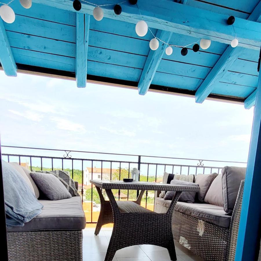 Apartman Rocky Petrovija ภายนอก รูปภาพ